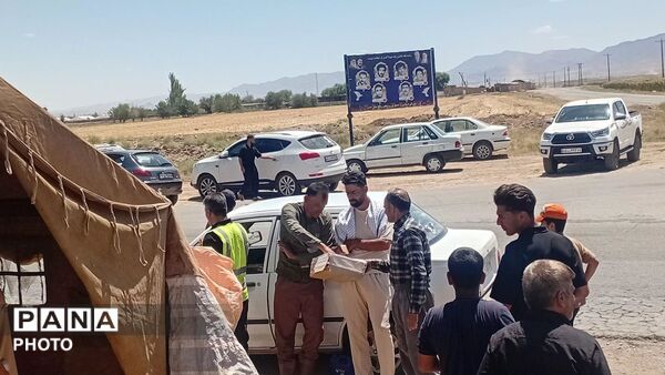 استقبال موکب رباط میاندشت از زائران پیاده حضرت رضا(ع)