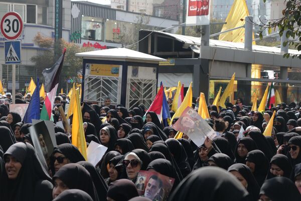 مراسم باشکوه تشیع شهید سردار نیلفروشان در مشهد مقدس 
