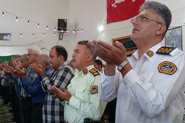 برگزاری نماز عید قربان در زرقان 