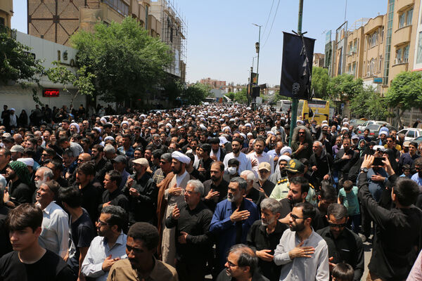 تشییع پیکر شهید مدافع حرم لشکر فاطمیون در قم