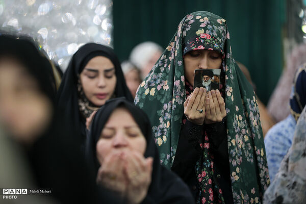 اقامه نماز عید سعید فطر در آستان مقدس امام زاده صالح(ع)