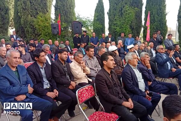 مراسم گرامیداشت چهلمین روز شهادت شهید علی کیانی در گلزار شهدای یاسوج