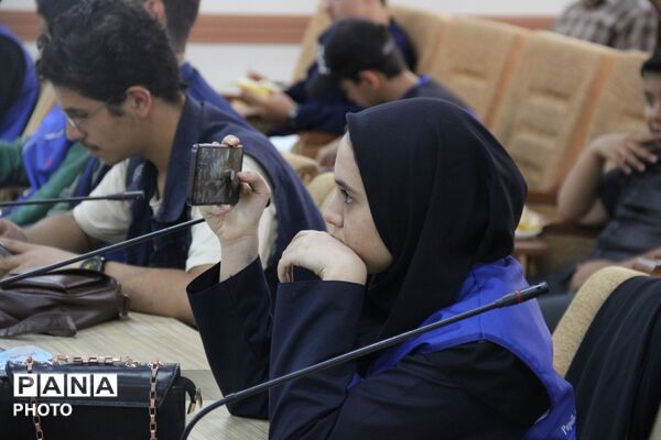 نشست صمیمی مدیرکل آموزش و پرورش استان همدان با خبرنگاران پانا
