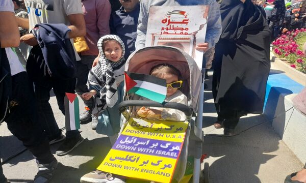 حضور پرشور کودکان آباده در راهپیمایی روز جهانی قدس