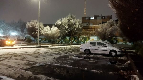 شبی برفی در نیشابور 
