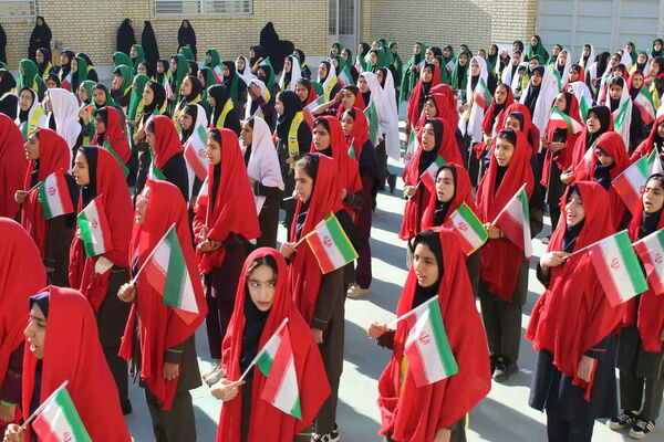 افتتاح دبیرستان راهنمایی مرتاض با حضور وزیر آموزش و پرورش
