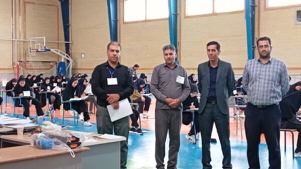 آزمون ورودی نهم به دهم مدارس سمپاد و نمونه دولتی در شهر بن