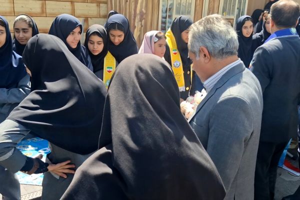 بازارچه‌ای به نیت مهرورزی 