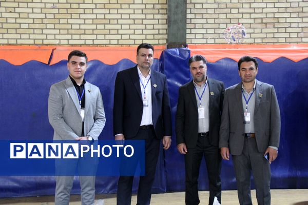 توزیع هزار بسته معیشتی به همت خیرین و خیریه عطر یاس نبوی