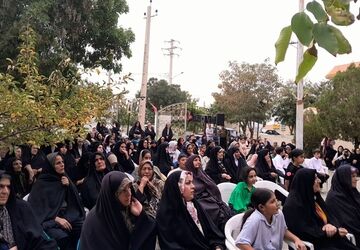  طنین جشن و همدلی در زادروز پیامبر (ص)