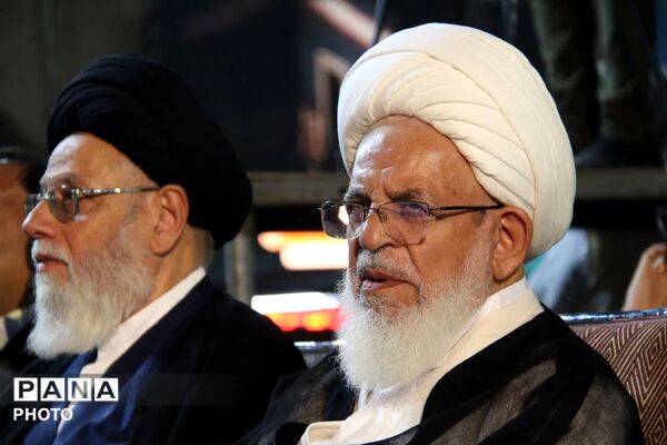 جشن زیر سایه خورشید در امیرچخماق یزد