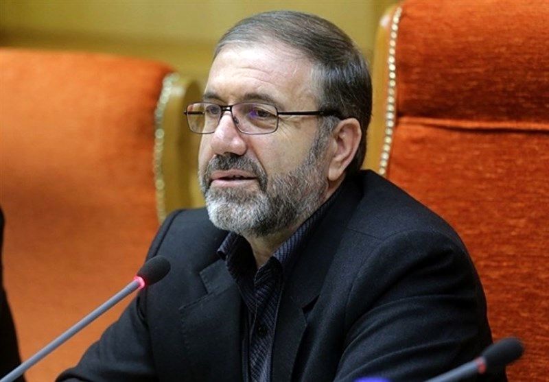 نیاز شرکت‌های دارویی به مواداولیه تهیه دارو با کشت کنترل شده شقایق الیفرا قابل تأمین است