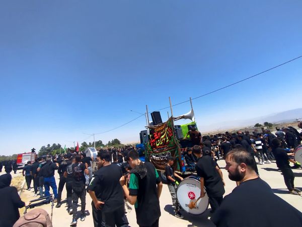 دسته عزاداری ظهر عاشورا در فاروج 