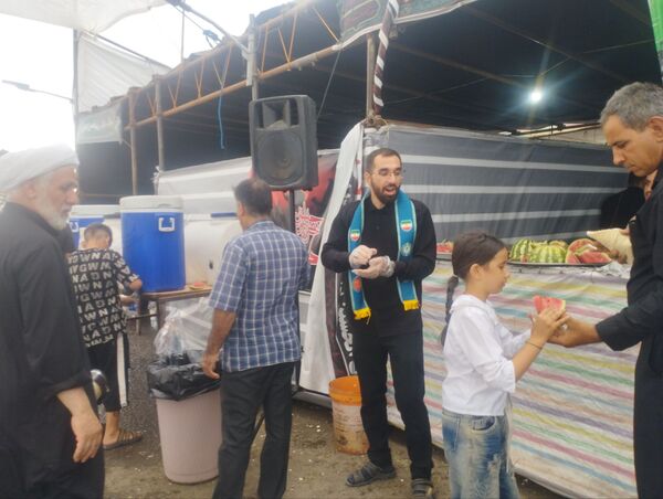 خدمت‌رسانی فرهنگیان و دانش‌آموزان پیشتاز زنجانی در موکب هیات رزمندگان ایجرود