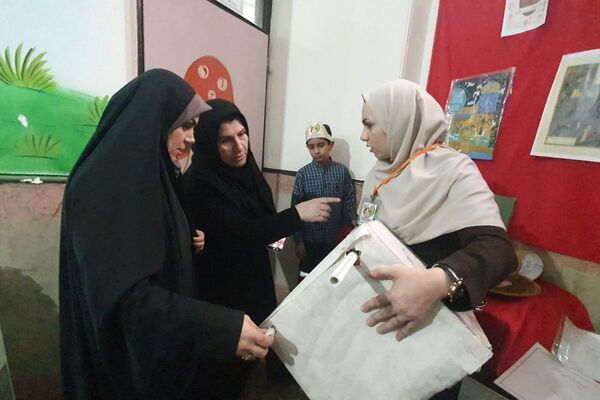 خلاقیت دانش‌آموزی در نمایشگاه جابر زیر ذره‌بین کارشناسان آموزش‌وپرورش قدس
