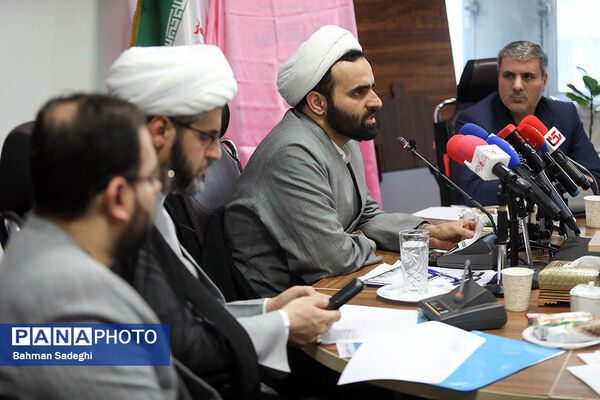  نشست خبری رئیس  کمیته فرهنگیان و دانش‌آموزی ستاد دهه فجر انقلاب اسلامی 