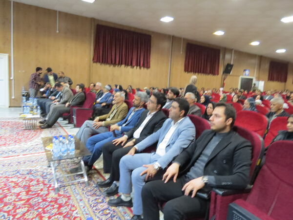 اختتامیه جشنواره شعرخوانی و شعر سرایی بومی‌ محلی 