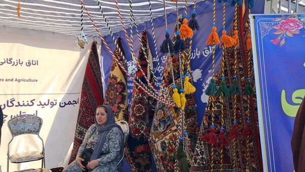 شکوفایی طعم و فرهنگ در سامان؛ دومین جشنواره بادام و گردو 