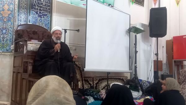 برپایی اعتکاف در مسجد جامع روستای صرم قم