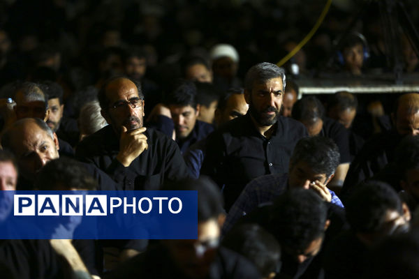 حال و هوای مسجد جمکران در شب عاشورای حسینی(ع)