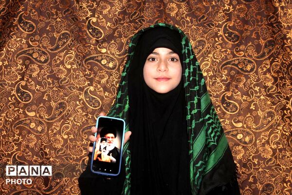جلوه‌هایی تماشایی از حضور کودکان و نوجوانان مارگونی در غم شهادت امام خامنه‌ای(ره)