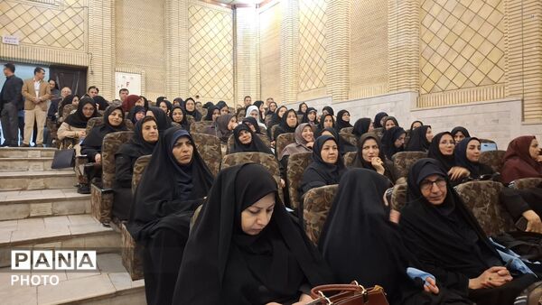 همایش هم‌فکری و هم‌افزایی در سمپاد