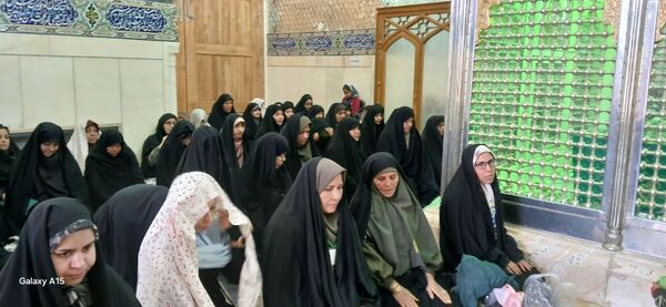 نماز جمعه این هفته شهرستان کاشمر همزمان با روز قدس برگزار شد 