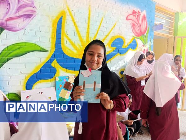 جشن کتاب و قصه‌گویی در دبستان شهید تنیده