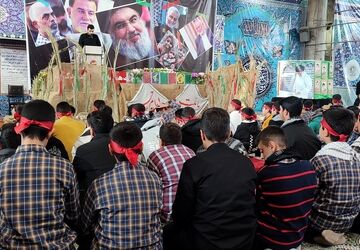  اولین همایش بین‌المللی مدرسه مقاومت همراه با تشییع شهید گمنام در بروجن برگزار شد