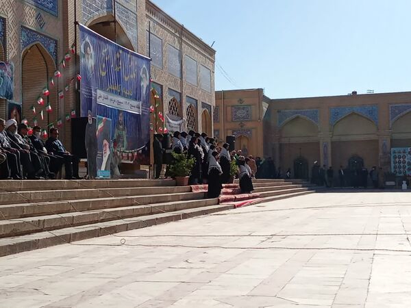 آرامگاه مدرس کاشمرصحنه تجدید میثاق بسیجیان در هفته بسیج  