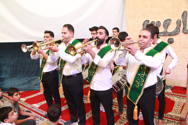 حضور خادمان رضوی در اعتکاف دانش‌آموزی فهرج