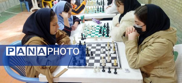 مسابقات شطرنج متوسطه دختران شهرستان قدس 