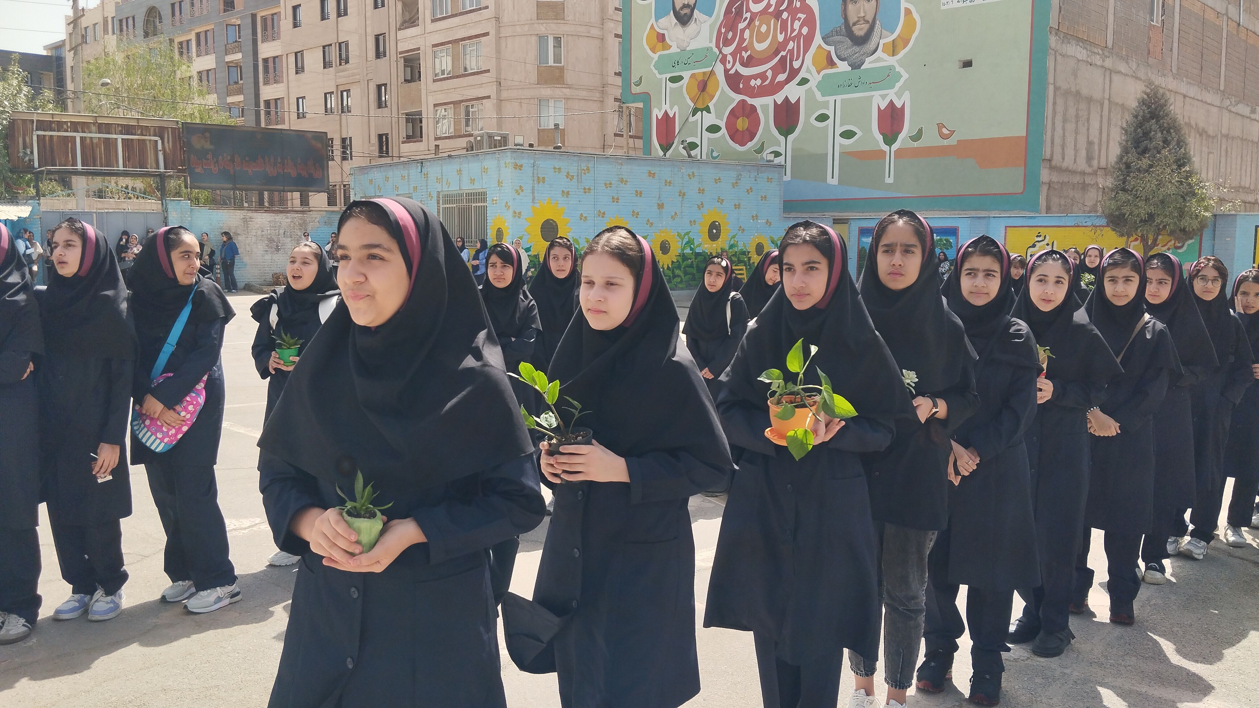 برگزاری «جشن جوانه‌ها» در مدرسه شهدای شهرداری ناحیه ۲ کرج