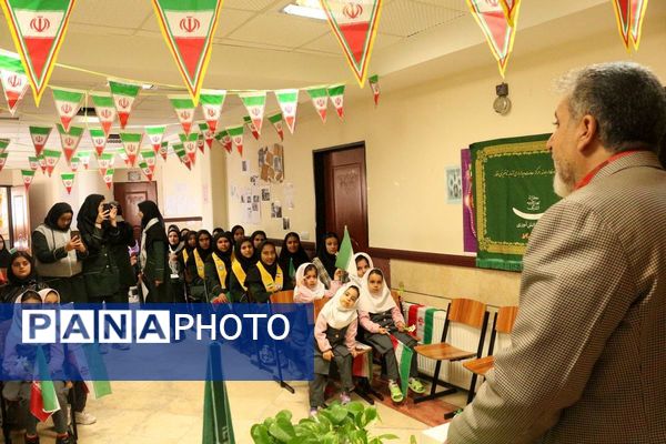 افتتاح کارگاه آزمایشگاه شیمی در دبیرستان سردار سلیمانی فیروزکوه با نگاه به ارتقای کیفیت آموزشی