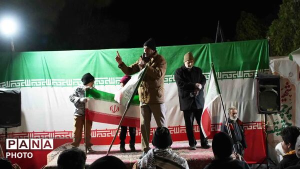 اجتماع مردم انقلابی شهر چرمهین در میثاق با امام امت