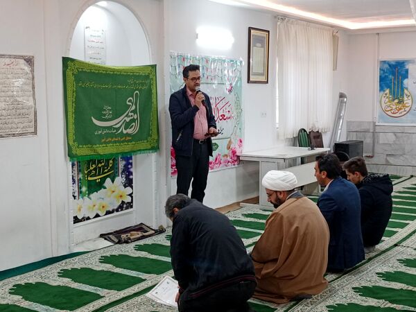 تجلیل از اعضای فعال بسیج دبیرستان نمونه آیت‌الله خامنه‌ای کاشمر