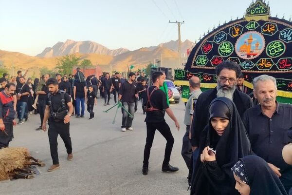 قافله نمادین کربلا در روستای علی آباد پیشکوه تفت