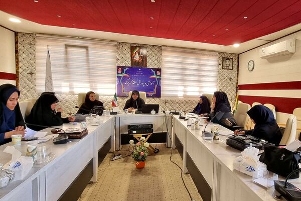 کارگاه "تبیین حقوق بانوان فرهنگی و دختران دانش‌آموز " منطقه کهریزک