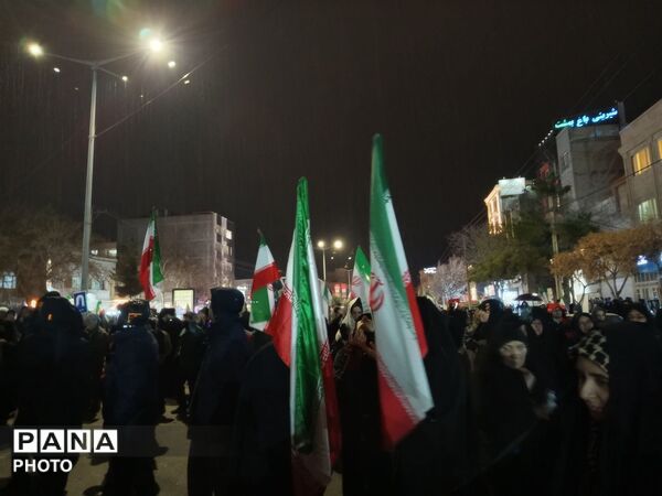 پدر از میان ما رفته ولی پسرش باز علمدار شده 
