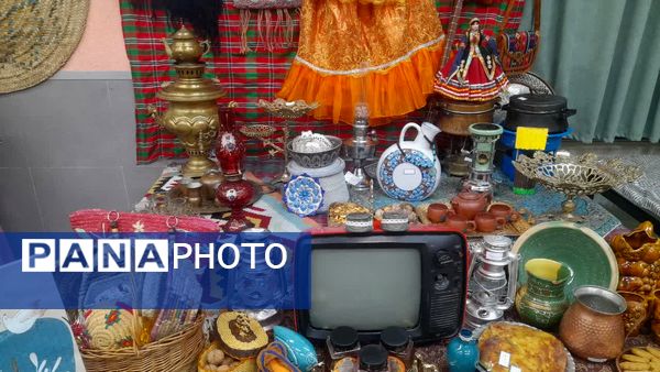 جشنواره قومی و محلی در دبستان آرمیتا مصلی نژاد ناحیه 7