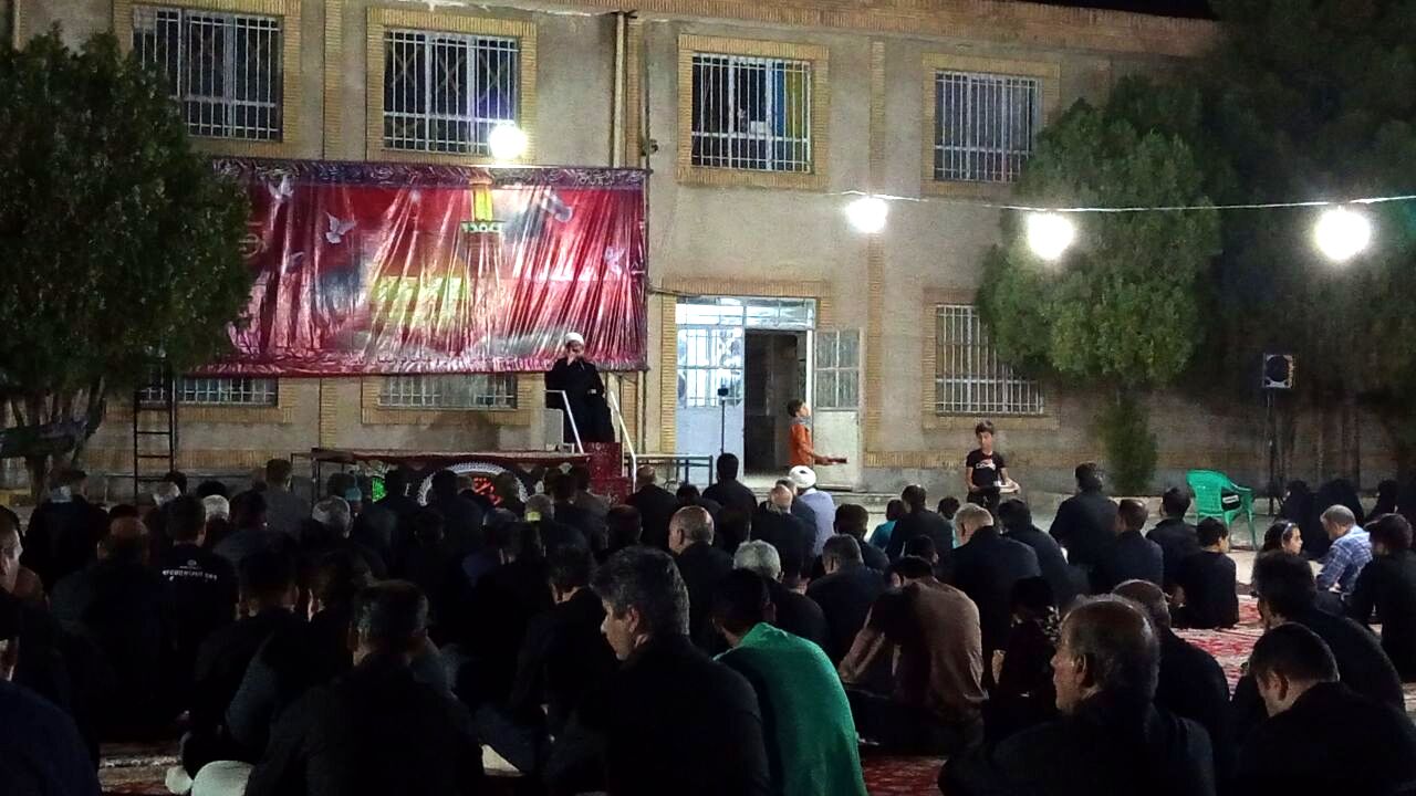 شب عاشورا؛ هیئت فرهنگیان میزبان امام جمعه کاشمر
