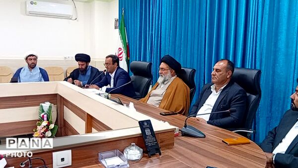دیدار با نماینده ولی فقیه در استان 