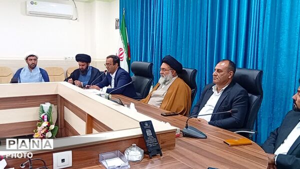 دیدار با نماینده ولی فقیه در استان 