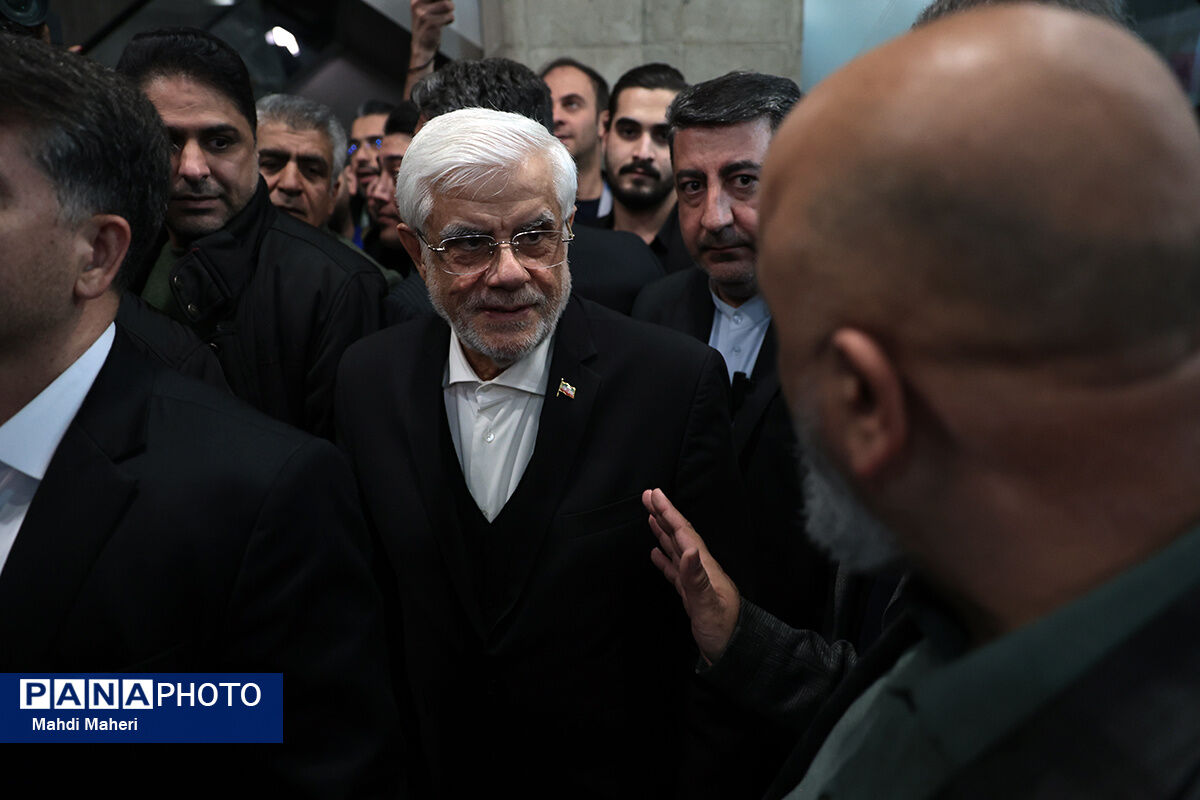 علم در ایران با حمله دشمنان متوقف نمی‌شود