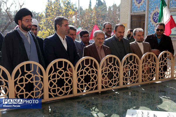 حضور وزیر آموزش و پرورش در جمع دانش‌آموزان معتکف