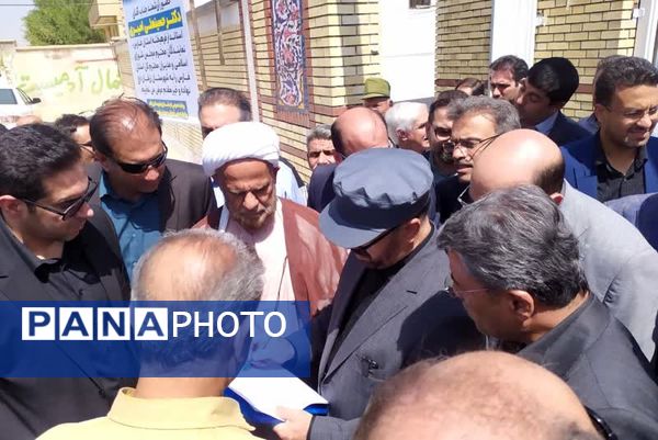 خیرین مدرسه‌ساز سازندگان برج‌های عاطفه و امید 