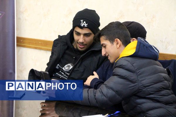 حضور جوانان و نخبگان خلاق در دومین رویداد تولید محتوای دیجیتال شهرستان بن