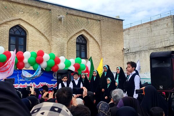 راهپیمایی یوم‌الله ۲۲بهمن در کرمانشاه 