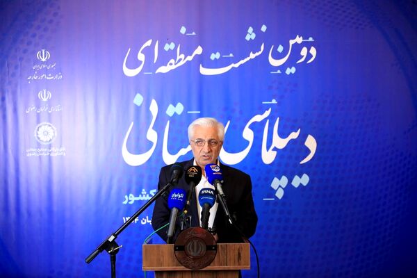 دومین اجلاس منطقه‌ای دیپلماسی استانی در مشهد