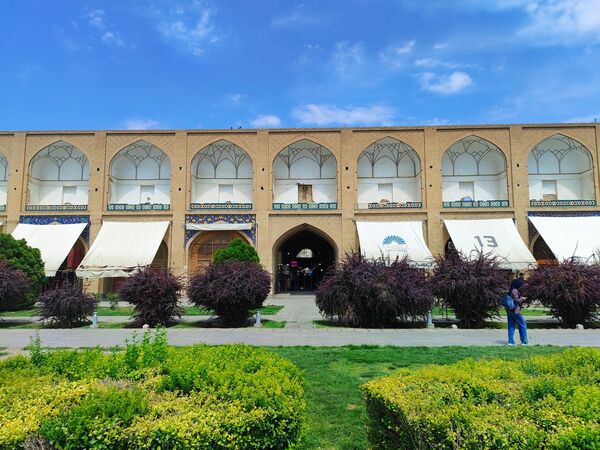 میدان امام اصفهان، شاهکاری از معماری و تاریخ